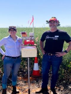 West Midlands Group mixed farming systems officer Melanie Dixon (L) with DPIRD research officer Christiaan Valentine (R). Image: DPIRD.